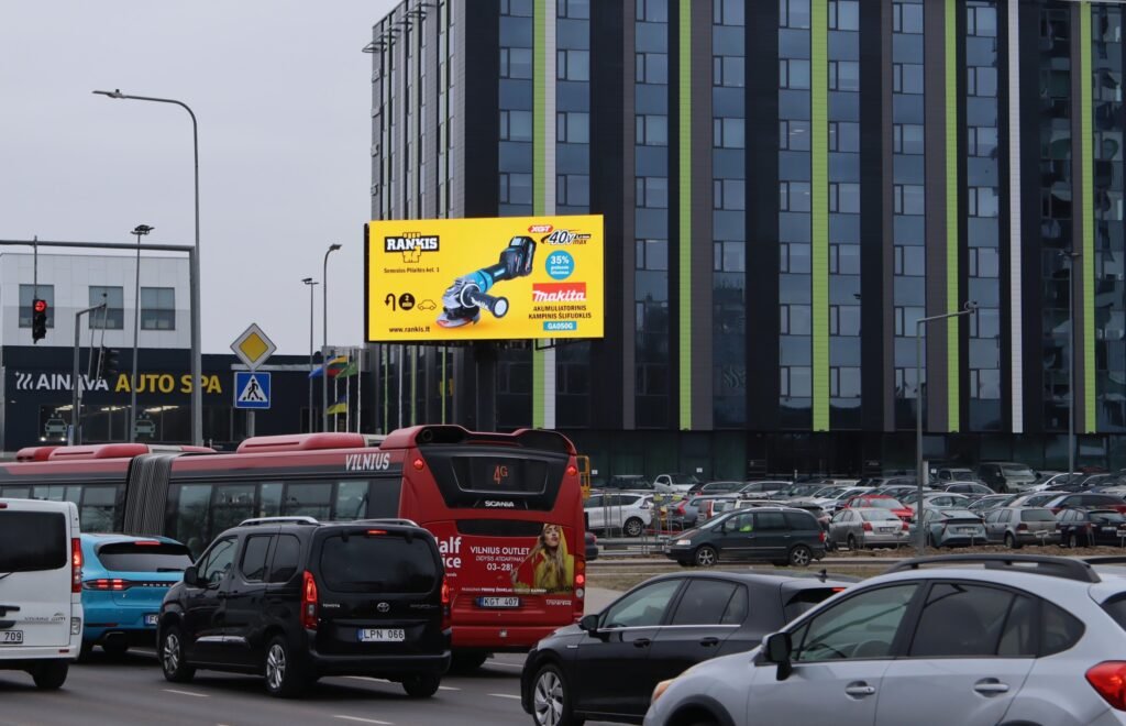 Vilnius, Pilaitė – Miesto lauko LED ekranas