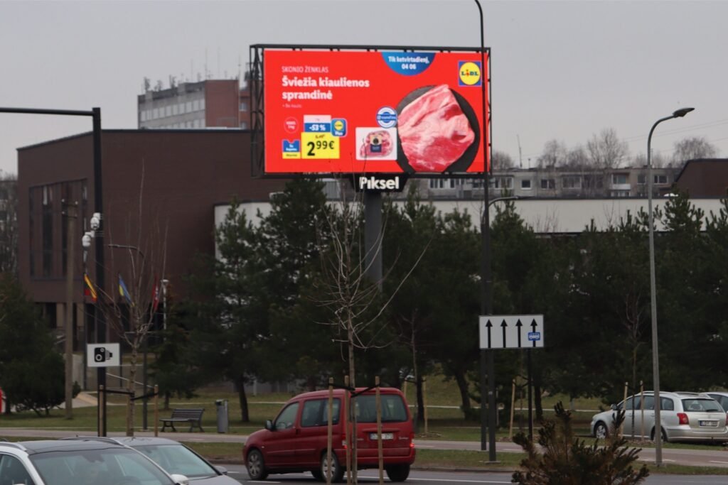 Vilniaus Compensa – Lauko reklaminis LED ekranas